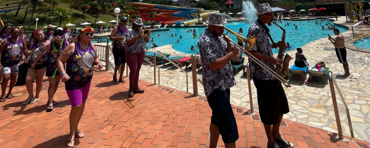 Figura 1 - Bloco de Carnaval no Sesc de Guarapari (2024). Foto: Divulgação.