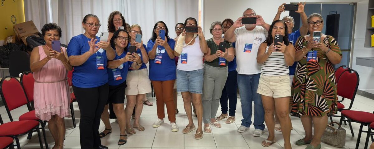 Alunos do Sesc 60+ em Linhares. Foto: Divulgação.