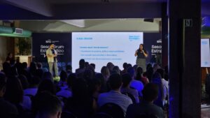 Diego Guterra – Coordenador de Eventos (Ascom) Elvira Broetto – Coordenadora de Comunicação e Marketing (Ascom)